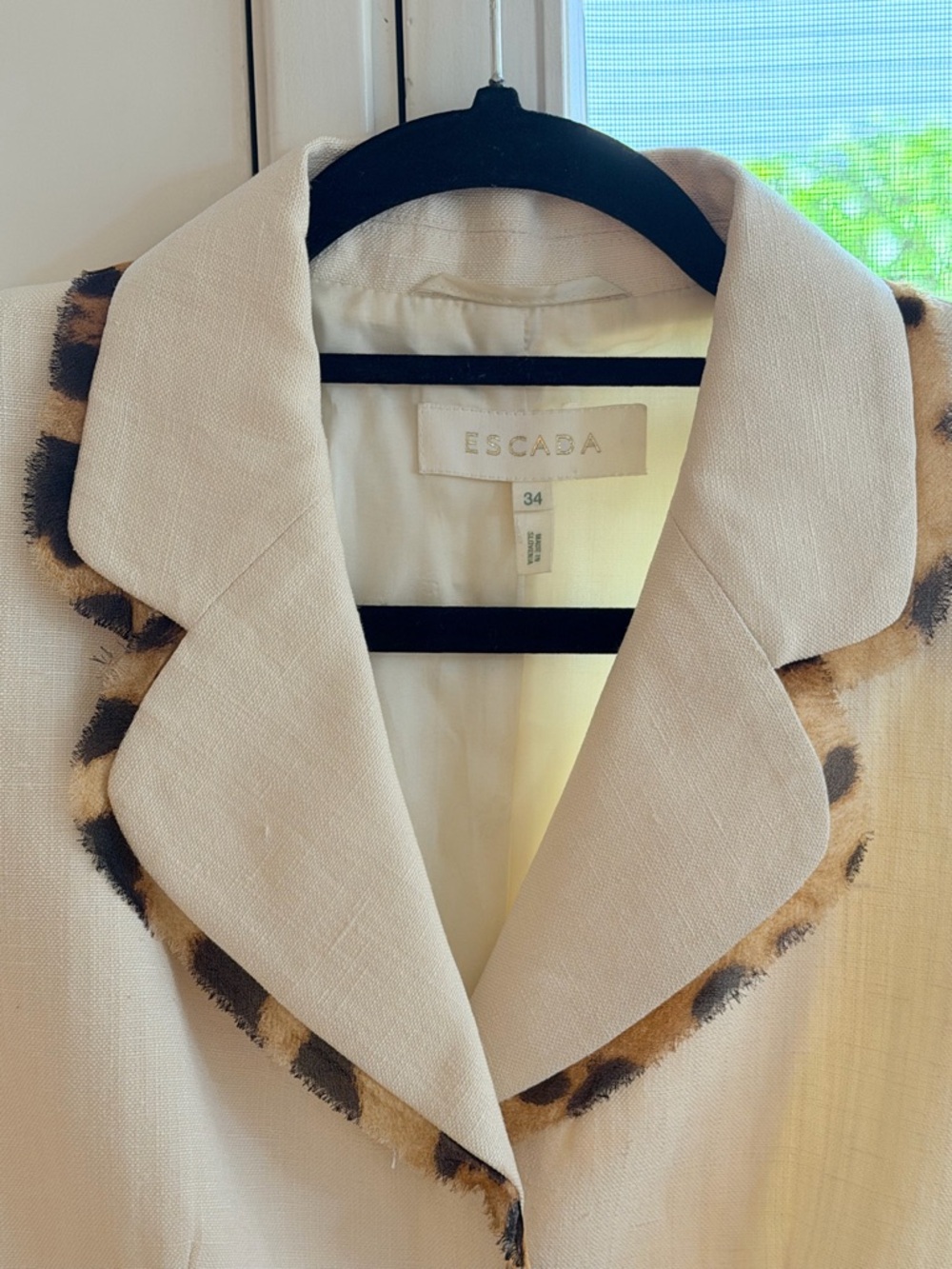 Vintage Escada Linen & Silk Blazer with Leopard-Print Trim y2k resort / bridal - Picture 3 of 4